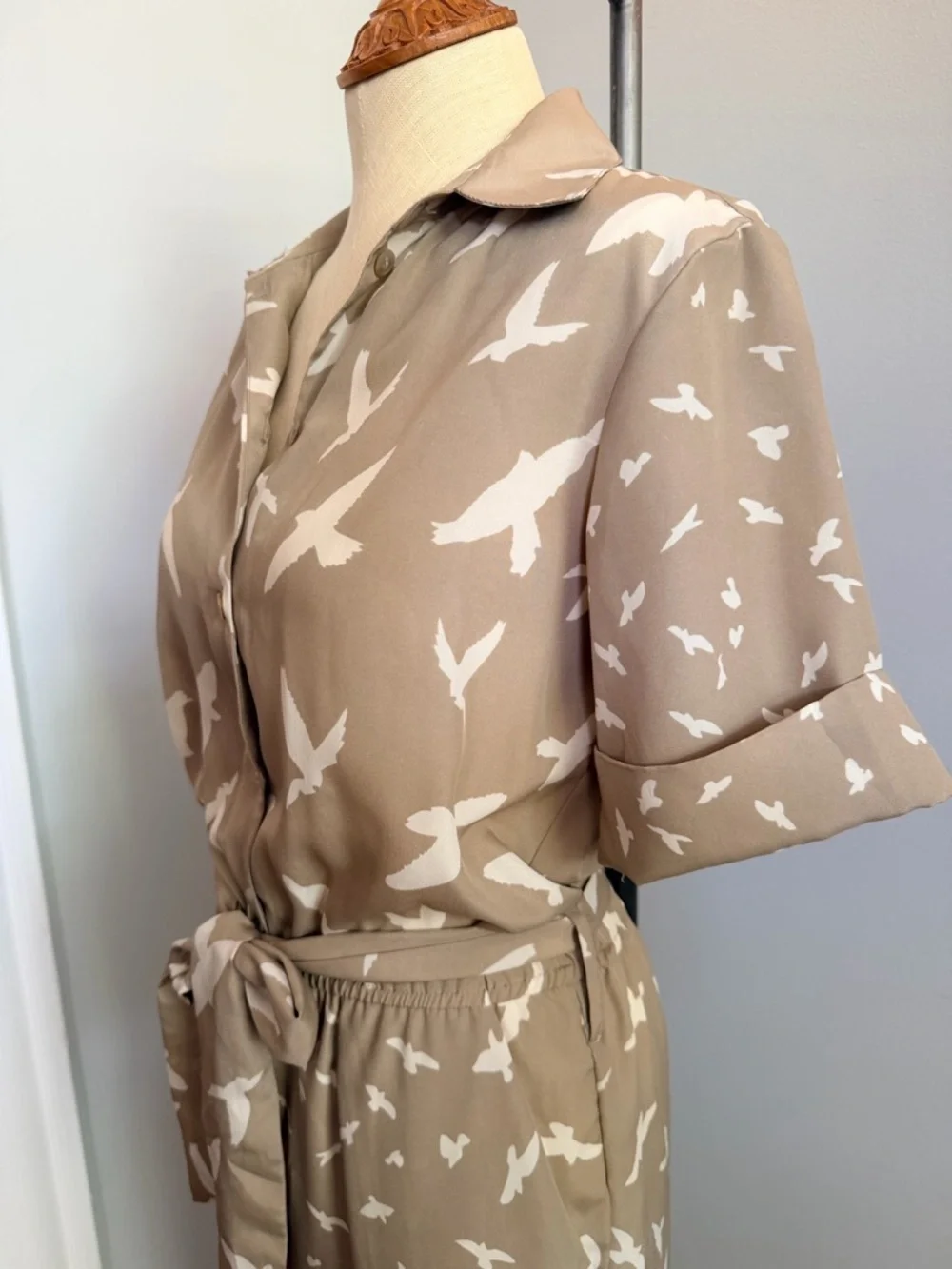 Corey Lynn Calter for Anthropologie Beige Bird-Print Tie-Waist Jumpsuit - Picture 4 of 9